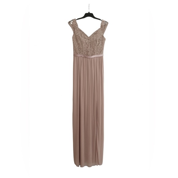 David's Bridal Dresses & Skirts - DAVID’S BRIDAL Lace and Mesh V-Neck Dress size 2